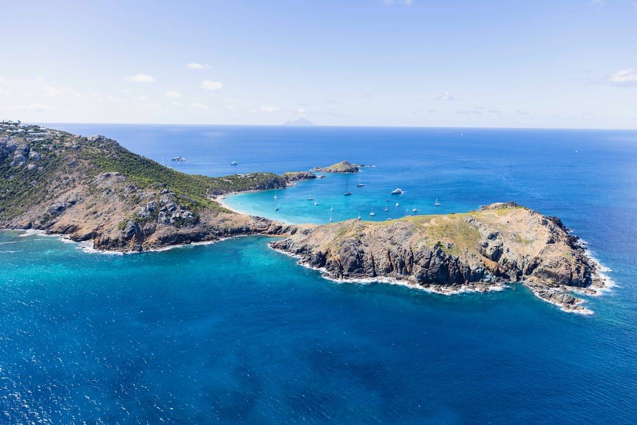 2-st-barth-loisirs-plage-colombier-st-barths.jpeg