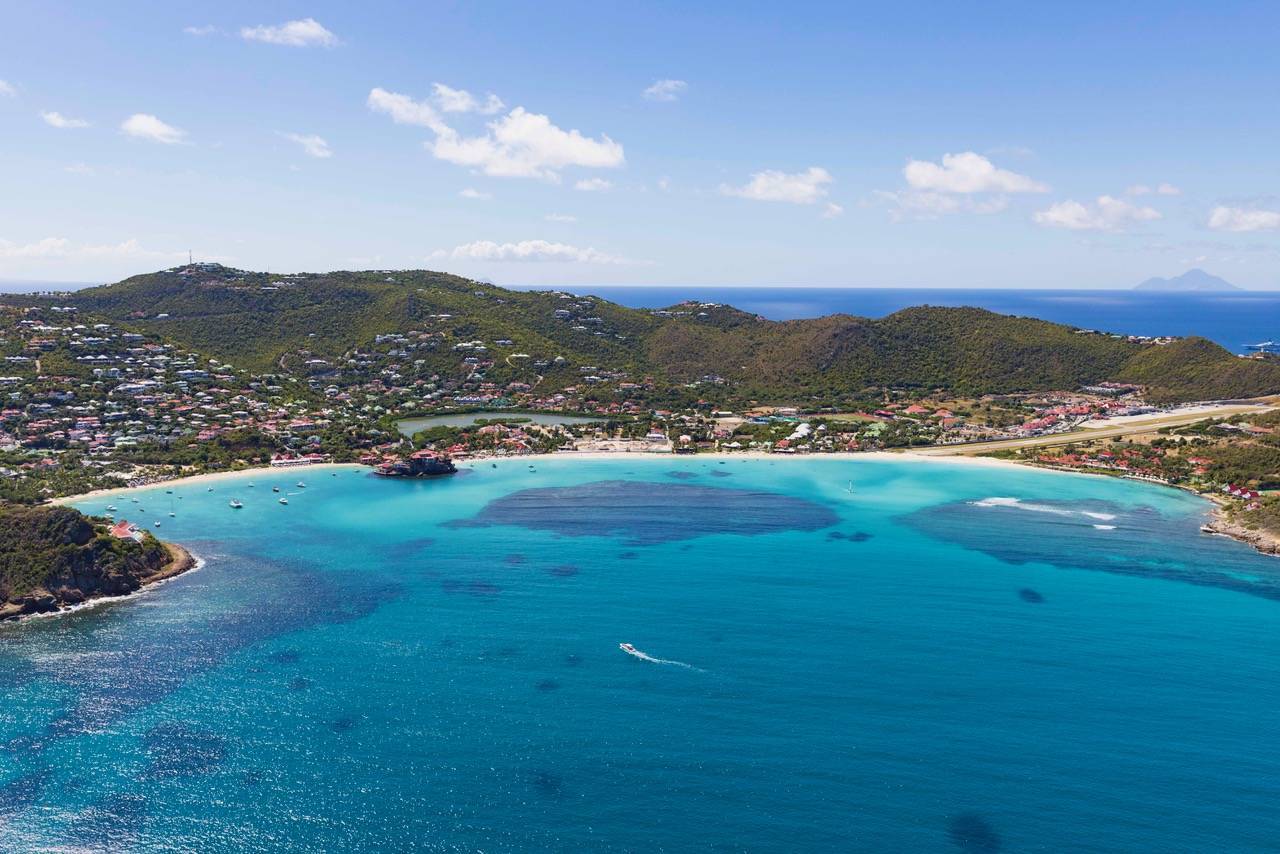 2-st-barth-loisirs-plage-st-jean-st-barths.jpeg