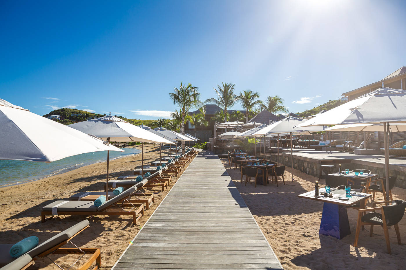 4-st-barth-restaurant-amis-plage-petit-cul-de-sac-st-barths.jpg