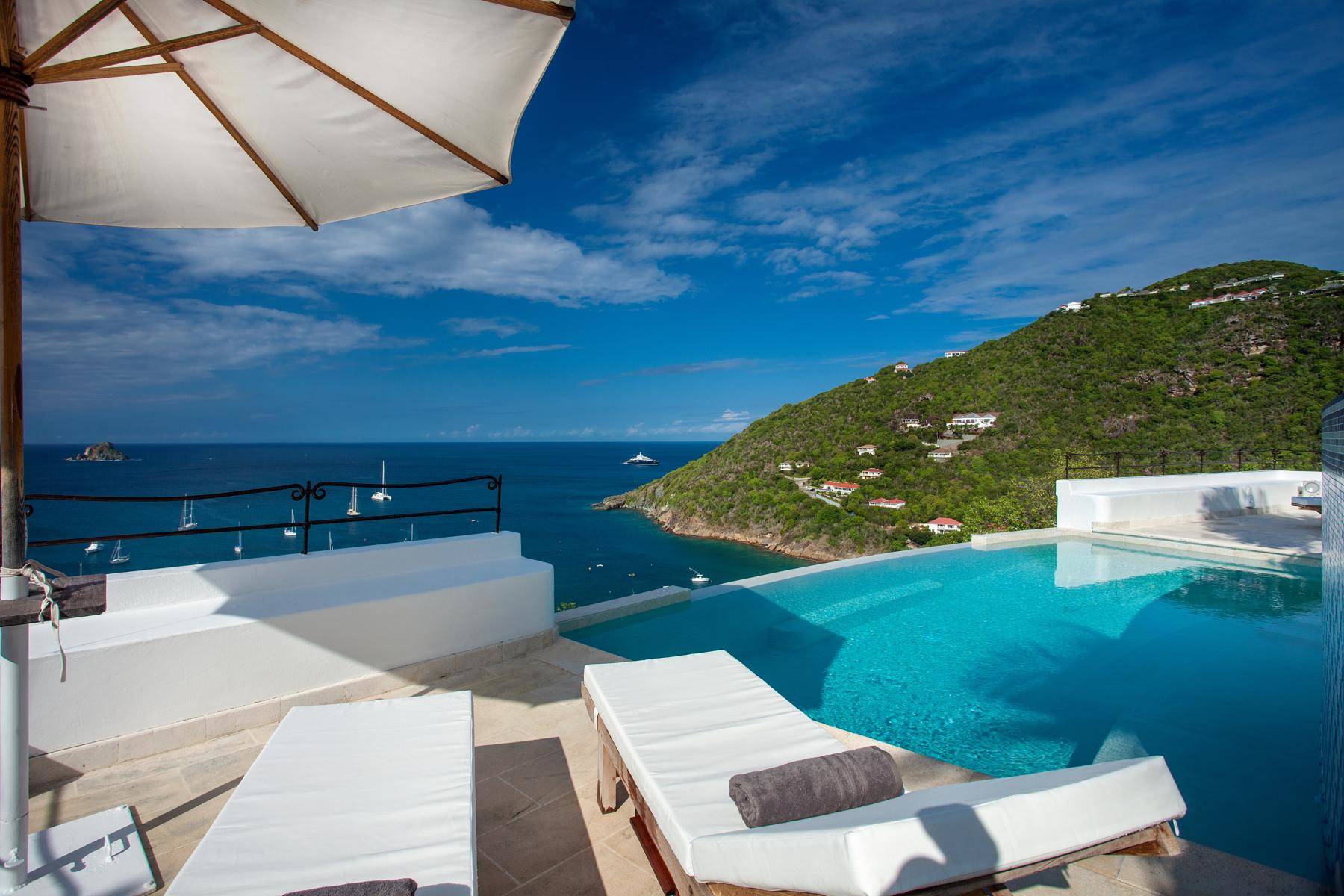 1_ideal_villa_rentals_st_barth_mauresque_view-1.jpg