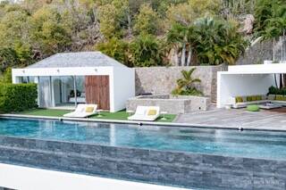 sun-beach-house-stbarth-infra2-1-min.jpeg.jpeg