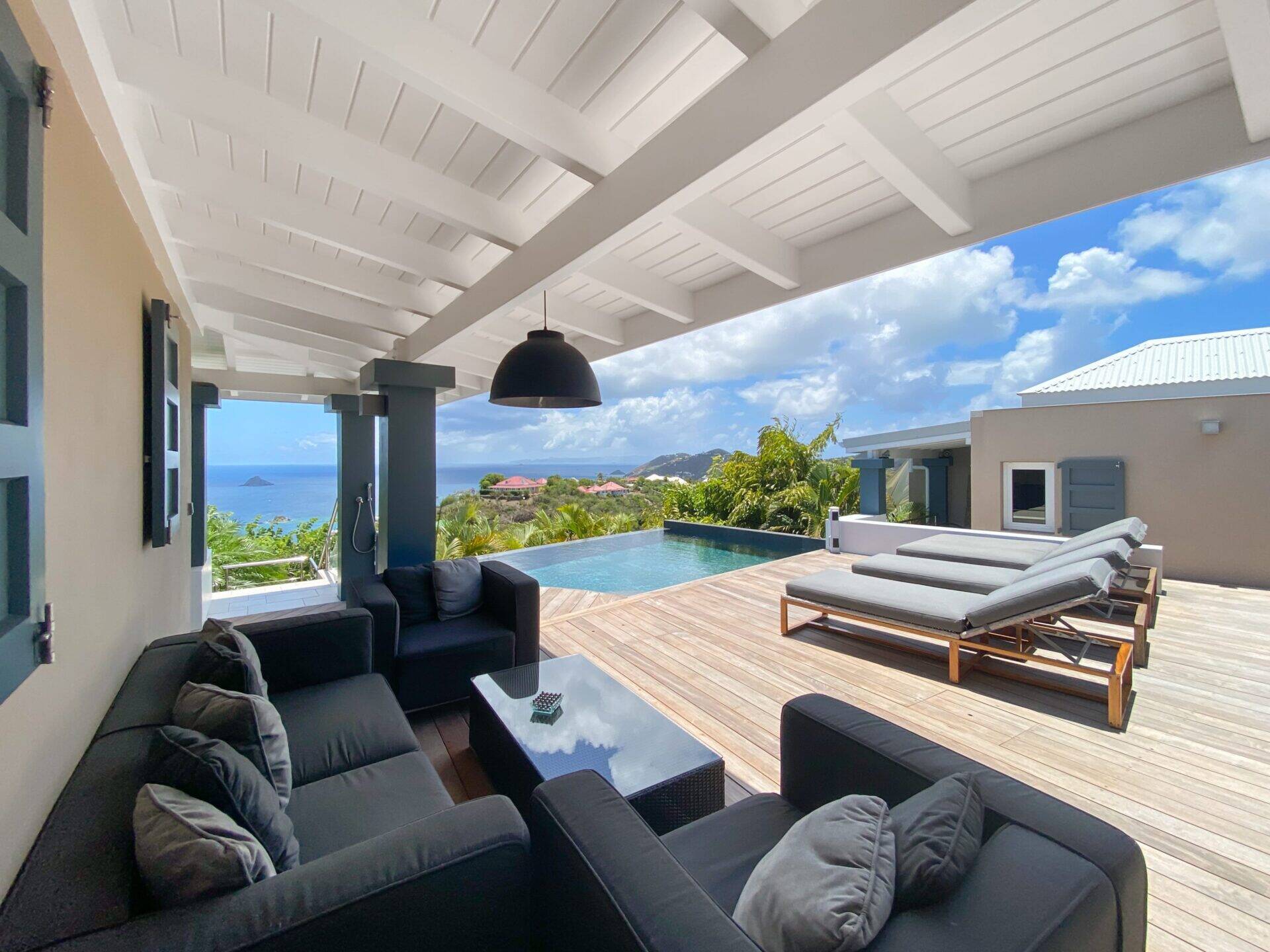 sun-beach-house-stbarth-vaguebleue10-min.jpg